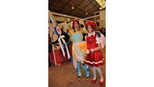 Japan-expo-sud-4-vague-marseille-cosplay-couloirs-stands-dimanche-2012 - Verticales - 0413
