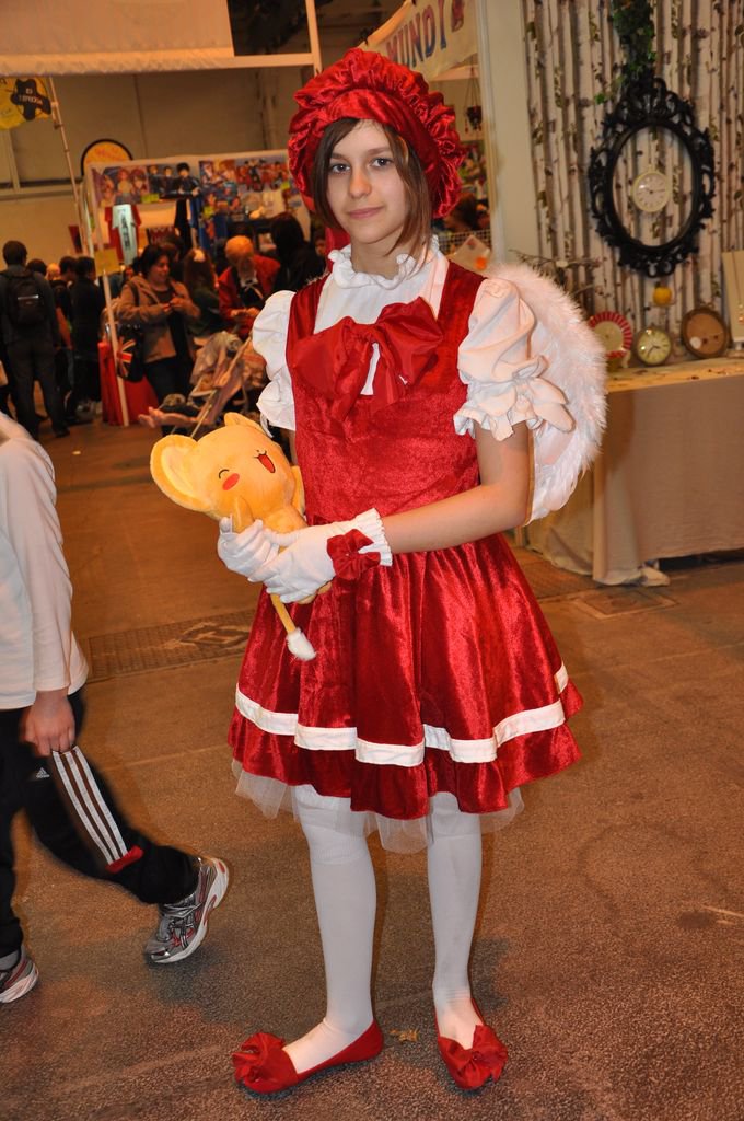 Japan-expo-sud-4-vague-marseille-cosplay-couloirs-stands-dimanche-2012 - Verticales - 0416